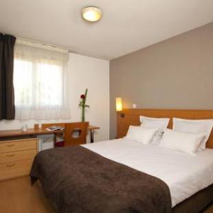 Фотографии апарт отеля
Séjours & Affaires Nantes Ducs De Bretagne