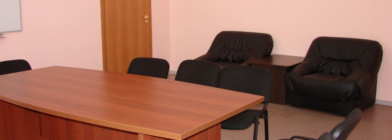 Фотография комнаты для переговоров Бизнес-инкубатора Татлин