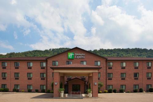 Фотография гостиницы Holiday Inn Express - Newell-Chester WV, an IHG Hotel
