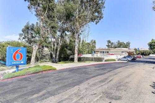 Фотография гостиницы Motel 6-Livermore, CA