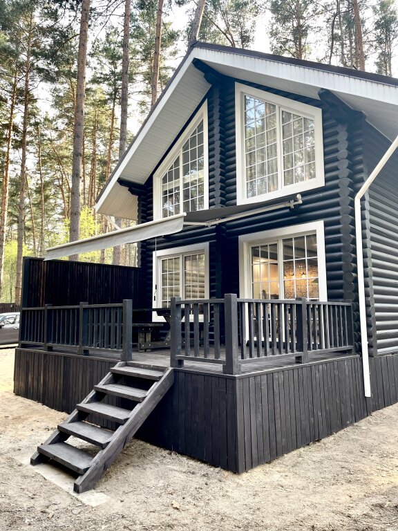 Фотография Коттеджа Частный Дом Бревенчатый Дом в Соснах