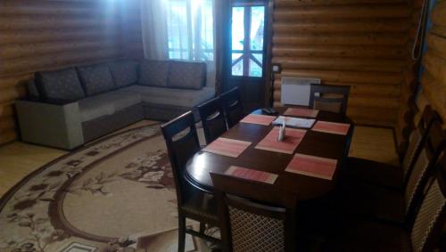 Фотографии гостевого дома
На круги