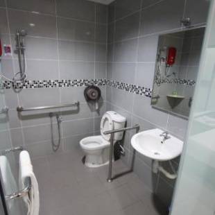 Фотографии гостиницы 
            D&F BOUTIQUE HOTEL ERA SQUARE SEREMBAN