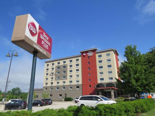Фотография гостиницы Best Western Plus Landmark Inn