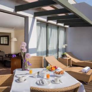 Фотографии гостиницы
Royal Manotel