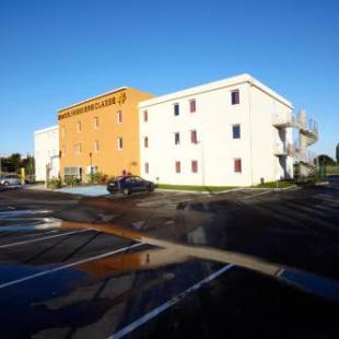 Фотографии гостиницы
Première Classe Istres