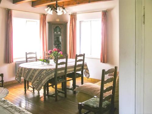 Фотография гостевого дома Maison de 3 chambres avec jardin clos et wifi a Stotzheim