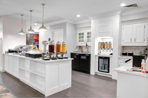 Фотография гостиницы Homewood Suites by Hilton Dallas-Irving-Las Colinas