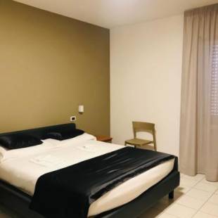 Фотографии гостиницы
Hotel Mediterraneo