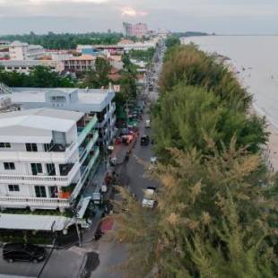 Фотографии гостиницы
The Beach Cha Am Suites