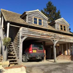 Фотографии гостевого дома
Greencourt Loft