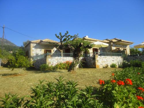 Фотография гостевого дома Villa Pefnos