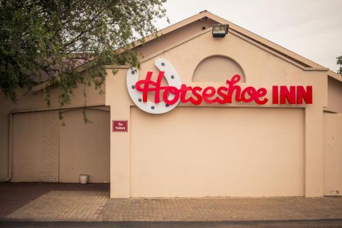 Фотография гостиницы Horseshoe Inn and Conference Center