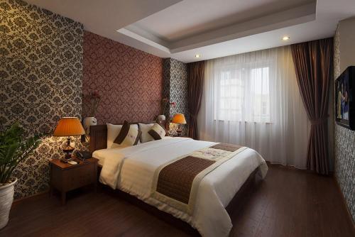 Фотография гостиницы First Eden Hotel - Hang Bun