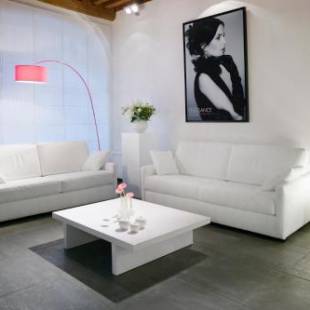 Фотографии мини отеля
La Maison Blanche