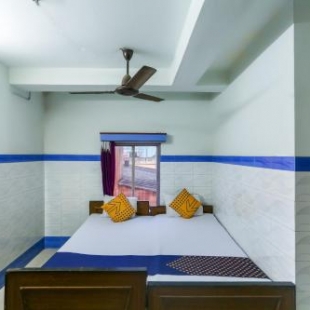 Фотография гостиницы Capital O 75709 Hotel Spring Residency