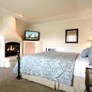 Фотографии мини отеля
Coachman's Inn, A Four Sisters Inn