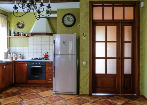 Фотографии гостевого дома
В 3-м Полевом переулке