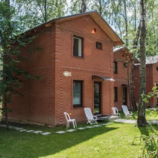 Фотография базы отдыха База семейного отдыха Золотая рыбка