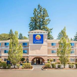 Фотографии гостиницы 
            Comfort Inn & Suites Bothell – Seattle North