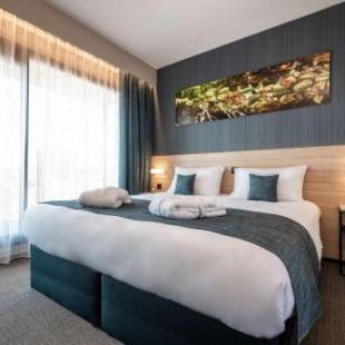 Фотография гостиницы Best Western Plus Golden Lakes Hotel