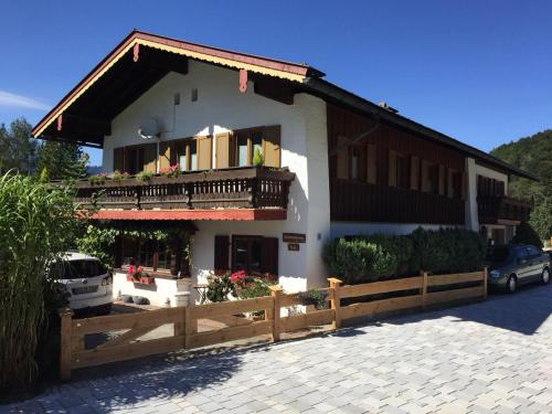 Фотография гостевого дома Gästehaus Weinrebe