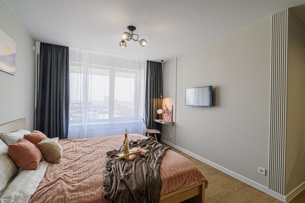 Фотография квартиры RentHouse (РентХаус) на улице Владимира Заровного 10