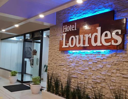 Фотография гостиницы Hotel Lourdes