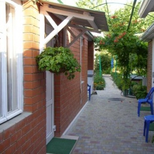 Фотография гостевого дома У Татьяны на Заводской, 54