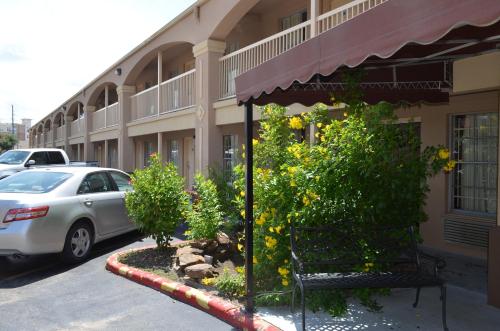 Фотография гостиницы Americas Best Value Inn-Near NRG Park/Medical Center