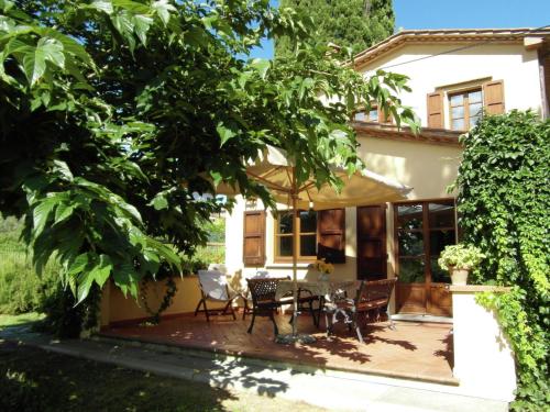 Фотография гостевого дома Beautiful Holiday Home with Swimming Pool in Monterchi