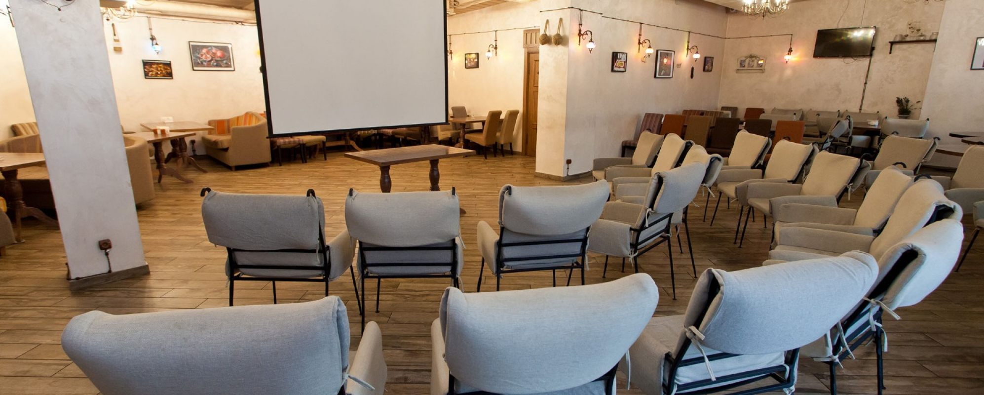 Фотографии конференц-зала Мансарда