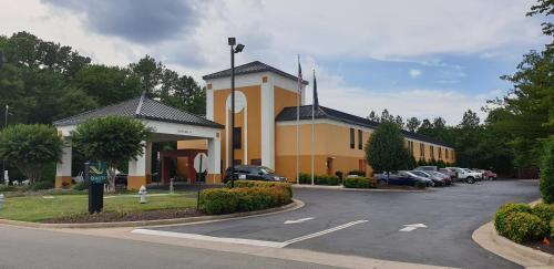 Фотография гостиницы Quality Inn Richmond Airport