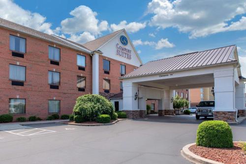 Фотография гостиницы Comfort Suites Airport Louisville