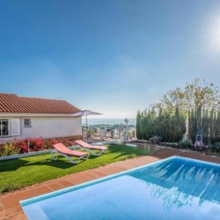 Фотография гостевого дома Awesome home in Sant Cebrià de Vallalt w/ Outdoor swimming pool and 5 Bedrooms