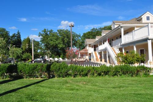 Фотографии мотеля
At 9 Motel