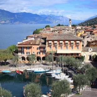 Фотографии гостиницы
Albergo Ristorante Gardesana ***S