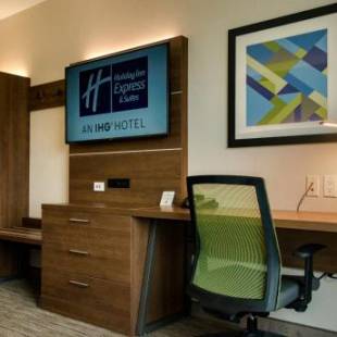Фотографии гостиницы
Holiday Inn Express Hotel & Suites - Woodstock, an IHG Hotel