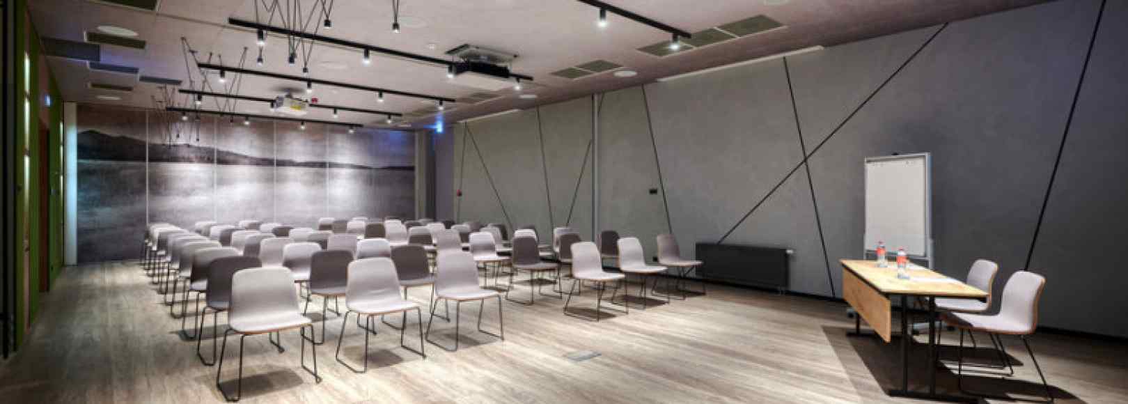 Фотография конференц-зала Волга 2+3