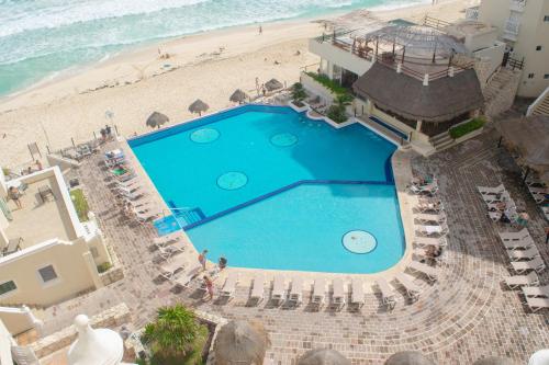 Фотография гостиницы BSEA Cancun Plaza Hotel