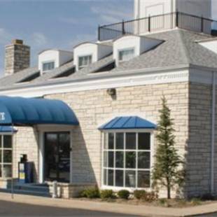 Фотографии мотеля
Alpine Inn & Suites Rockford