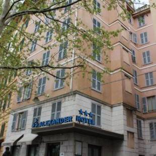 Фотографии гостиницы
New Alexander Hotel