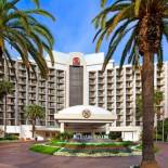 Фотография гостиницы Sheraton San Diego Hotel & Marina