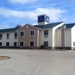 Фотография гостиницы Cobblestone Inn & Suites - Bloomfield