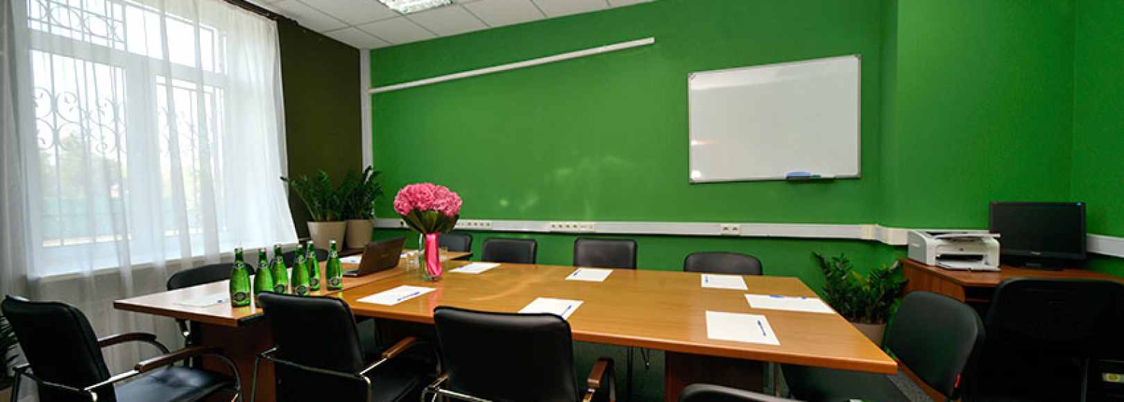 Фотография комнаты для переговоров Ярославская