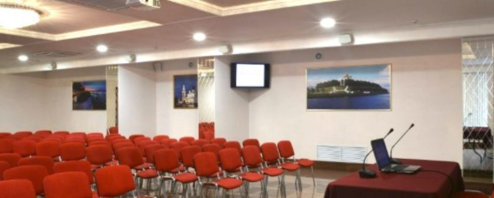 Фотографии конференц-зала Первомай-холл