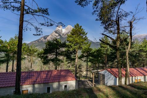 Фотография базы отдыха Bungalows Pedraforca "EL PEDRA"