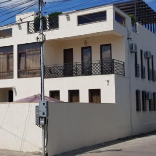 Фотография гостиницы Hotel Terrace Sinauri