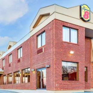 Фотографии гостиницы 
            Super 8 by Wyndham Campbellton NB