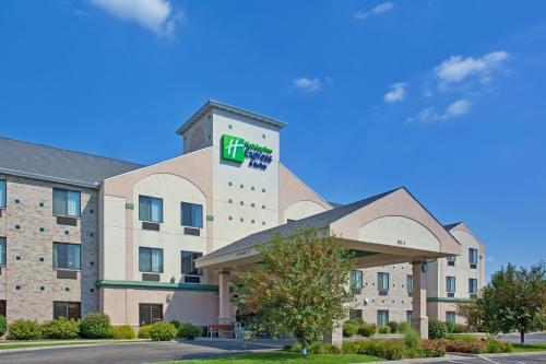 Фотография гостиницы Holiday Inn Express Hotel & Suites Elkhart-South, an IHG Hotel
